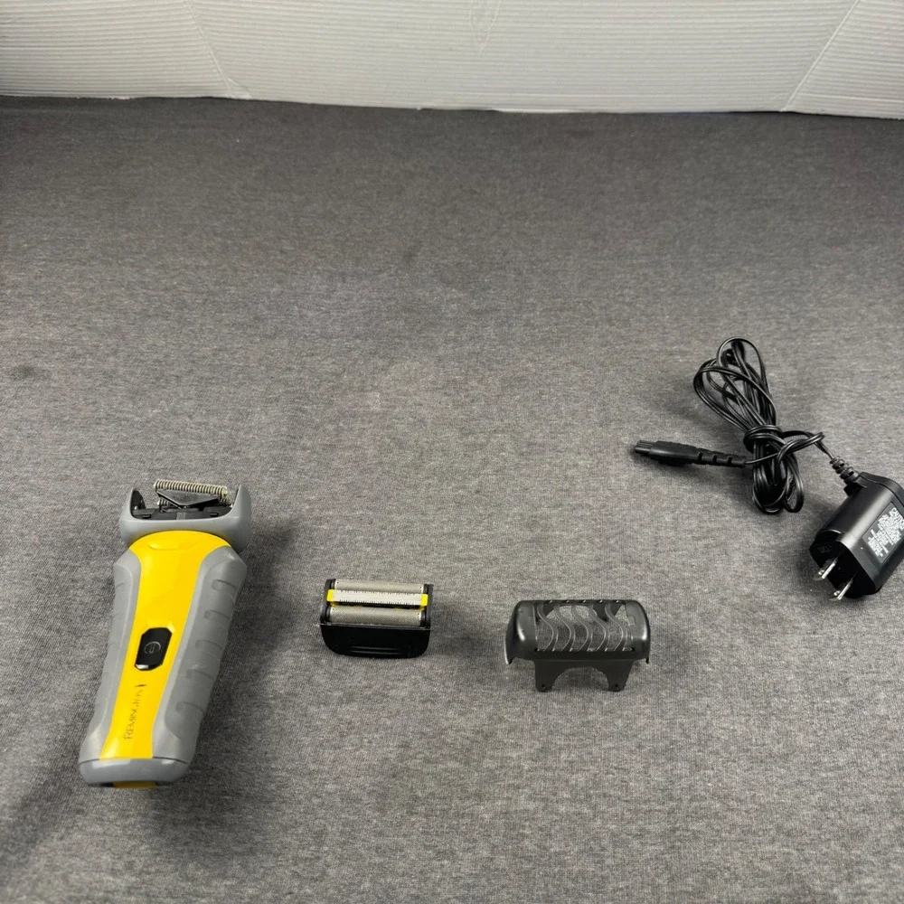 Remington Virtually‎ Indestructible Foil Shaver with Charger Yellow Gray